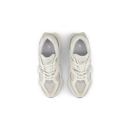 NB  9060 Sea Salt Moonbeam